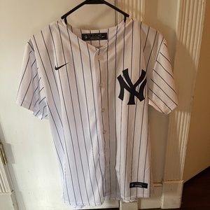 Youth Large Nike Yankees Jersey - Aaron Judge